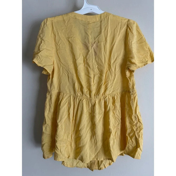 Isabel Maternity Short Sleeve V-Neck Button Front Top Yellow Sz M NWT - Picture 2 of 6